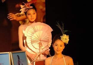 �����ѧ��Ƶ����߷������ش������ҹ�����Ա������Ů...